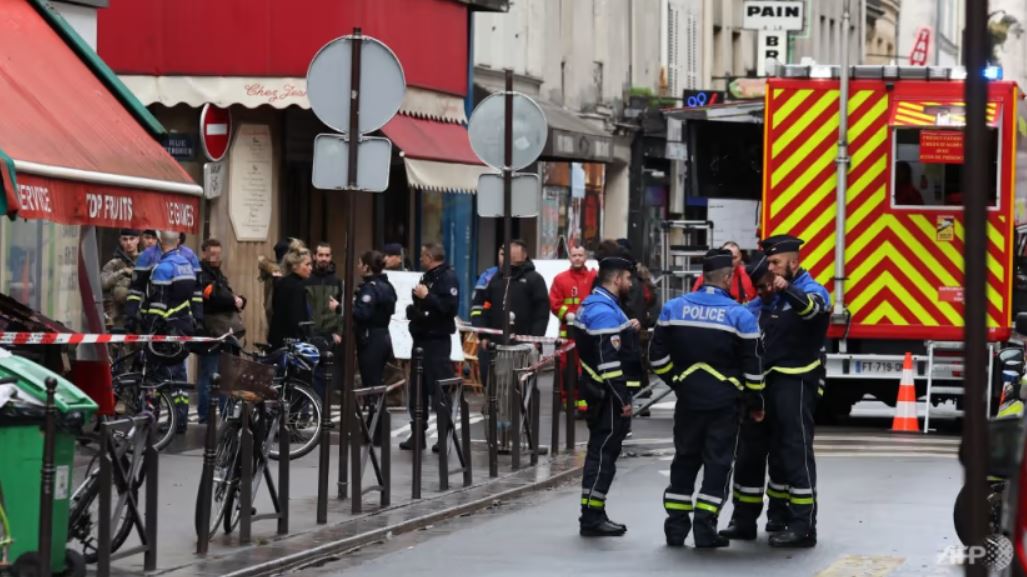 ပြင်သစ်နိုင်ငံ ပါရီမြို့လယ်မှာ ပစ်ခတ်မှုဖြစ်ပွားသဖြင့် သုံးဦးသေဆုံး