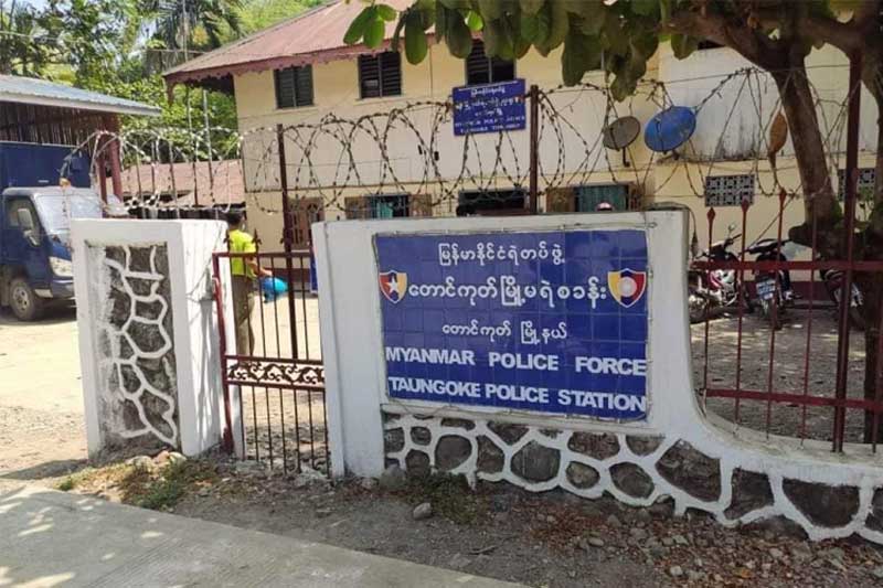 တောင်ကုတ်မြို့မှ စီးပွားရေးလုပ်ငန်းရှင် ၃ ဦးကို မြန်မာစစ်တပ်က ဖမ်းဆီး