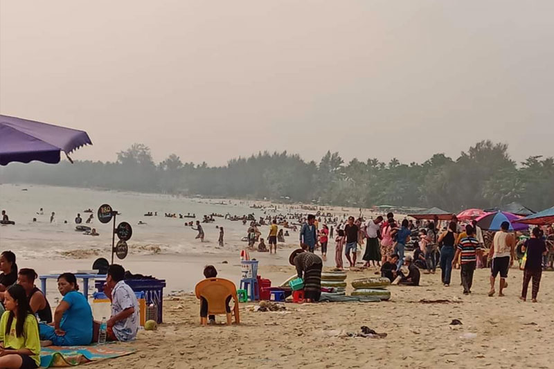 Ngapali Beach draws almost 15,000 domestic, foreign visitors for Thingyan
