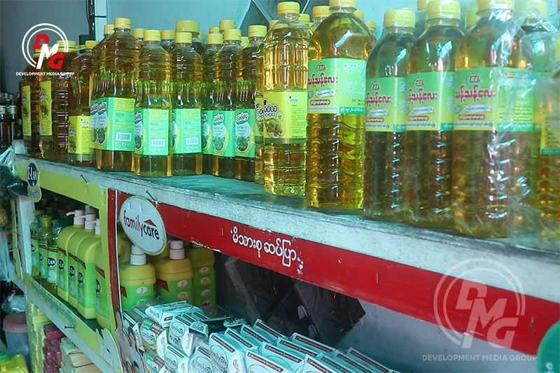 Junta’s commerce ministry vows to bring down rising cooking oil prices