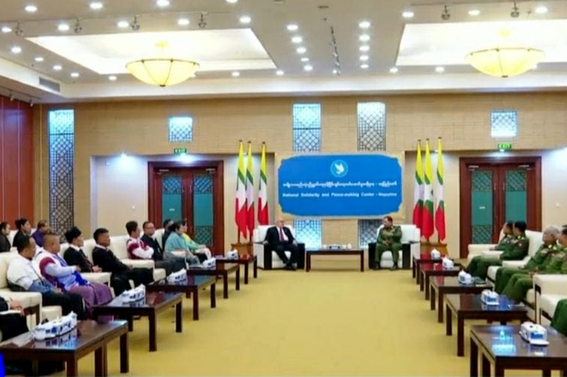 Peace talks between the junta’s NSPNC and five members of the PPST. (Photo: MRTV)