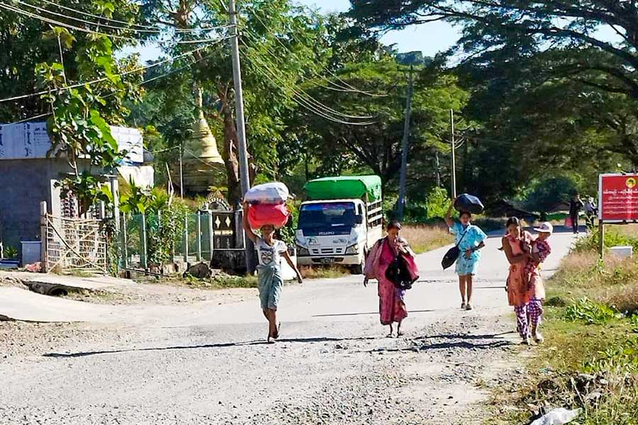 Ramree residents displaced by fighting are pictured in December 2023. (Photo: Ko Ko Naing)