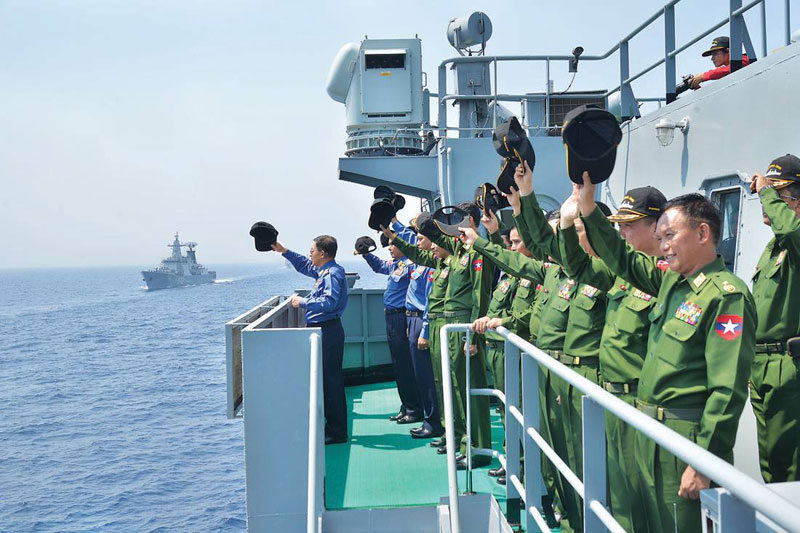ဓာတ်ပုံ - တပ်မတော်ကာကွယ်ရေးဉီးစီးချုပ်ရုံး