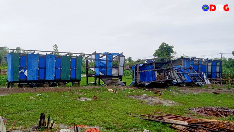မုန်တိုင်းကြောင့် ပျက်စီးသွားသော အထက်မြတ်လှဲစခန်းက အိမ်သာများကို ၂၀၂၃ ခုနှစ်၊ ဇူလိုင်လ ၁၄ ရက်နေ့တွင် တွေ့ရစဉ်။