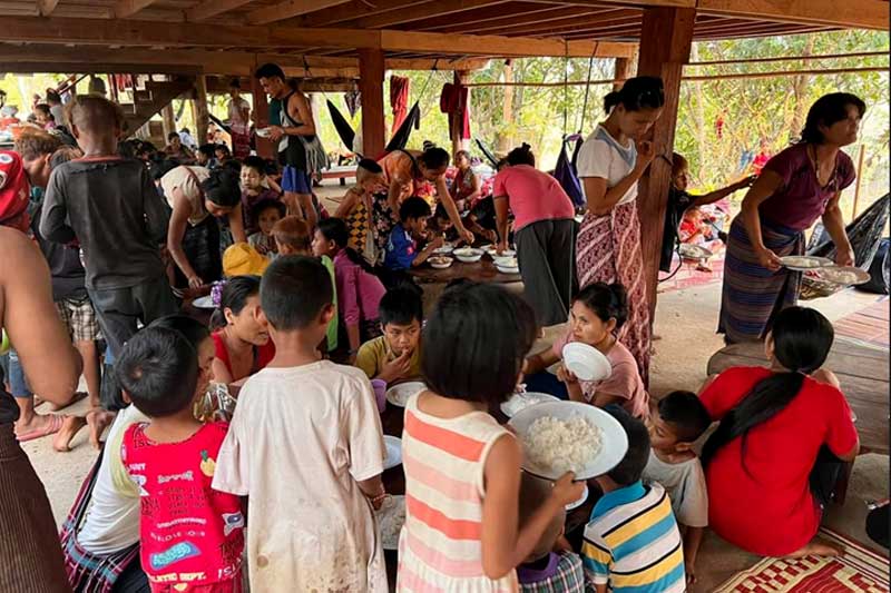 Myanmar refugees taking shelter in Thailand. (Photo: Phoe Thingyan)