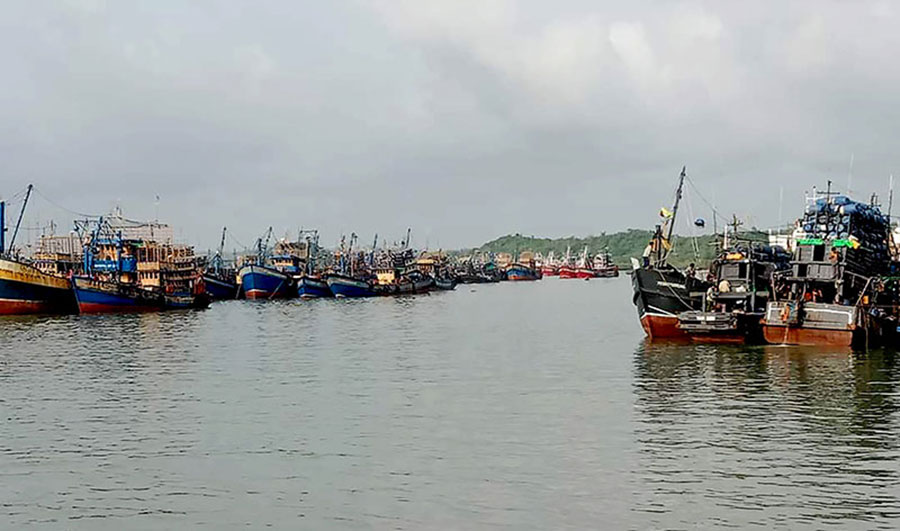 Offshore fishing trawlers in Kyaukphyu Township, Arakan State, are pictured in 2022. (Photo: Ko Thauk San)