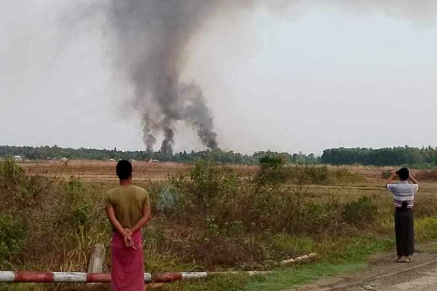 Junta soldiers and Muslim militiamen torched some homes in Shweyinaye Village on May 9. (Photo: Pyae Maung)