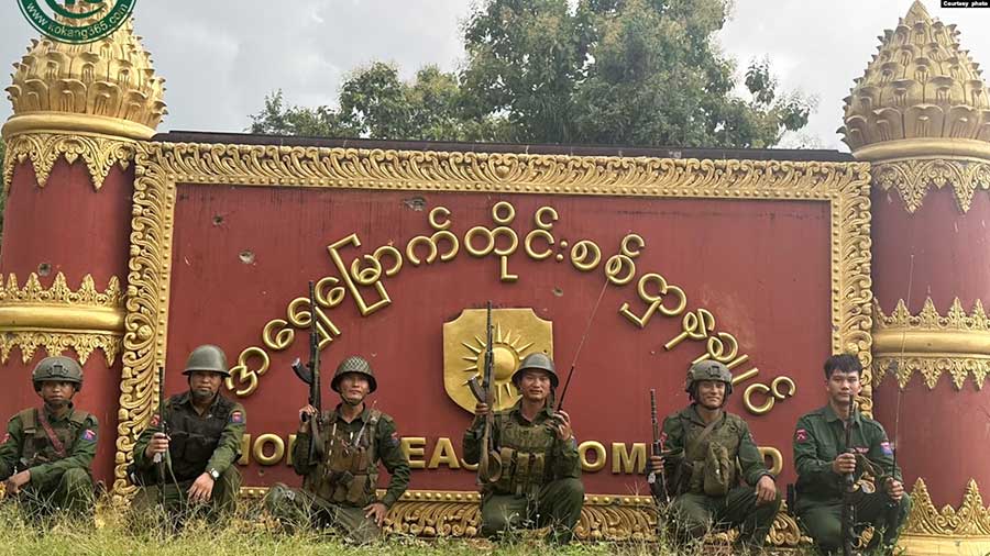 Kokang troops are pictured after seizing the Northeastern Command.