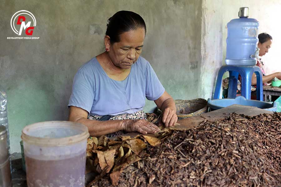 Cigarette production declines amid conflict in Arakan State