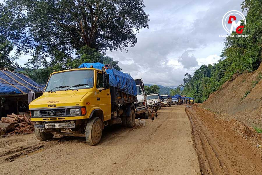 အန္ဒိယ- ပလက်ဝ နယ်စပ်လမ်းပိုင်းတစ်နေရာကို ၂၀၂၅ ခုနှစ်၊ ဩဂုတ်လက တွေ့ရစဉ်။